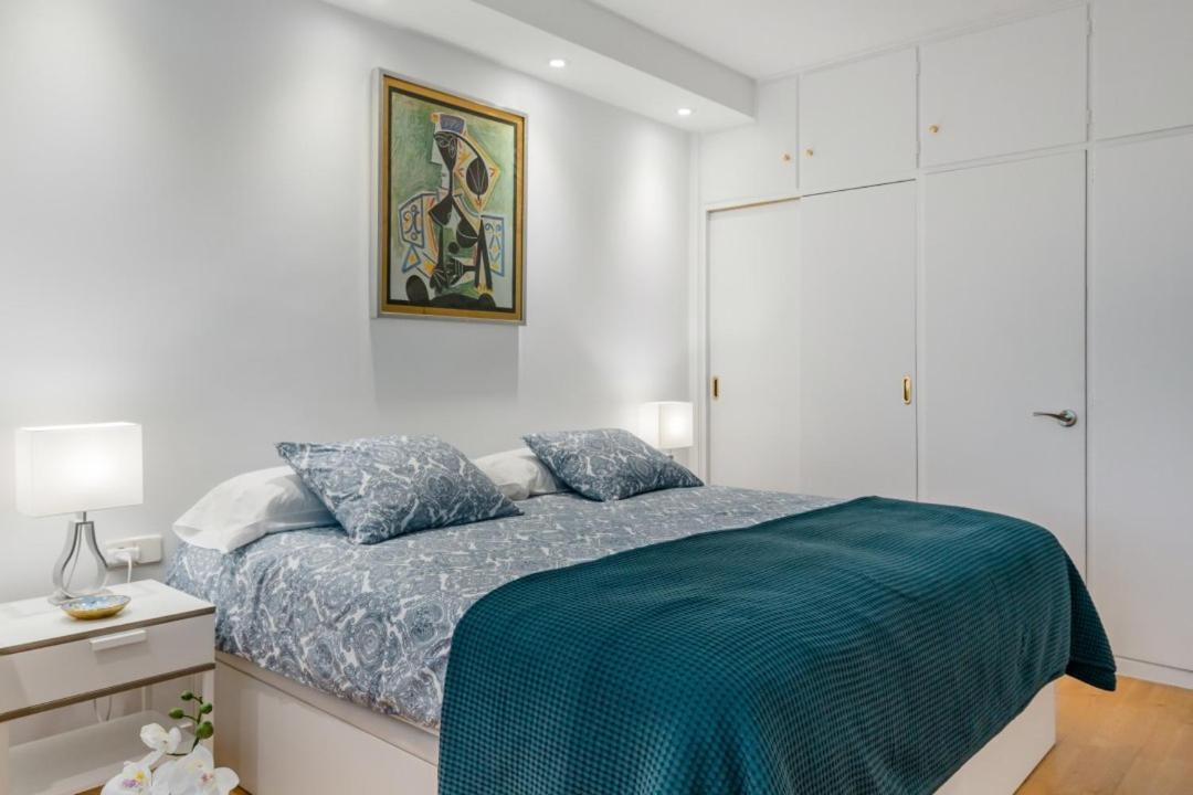 Urbantec Realty - Plaza De Colón Apartamento Madrid