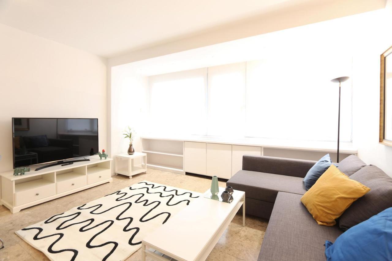 Urbantec Realty - Plaza De Colón *