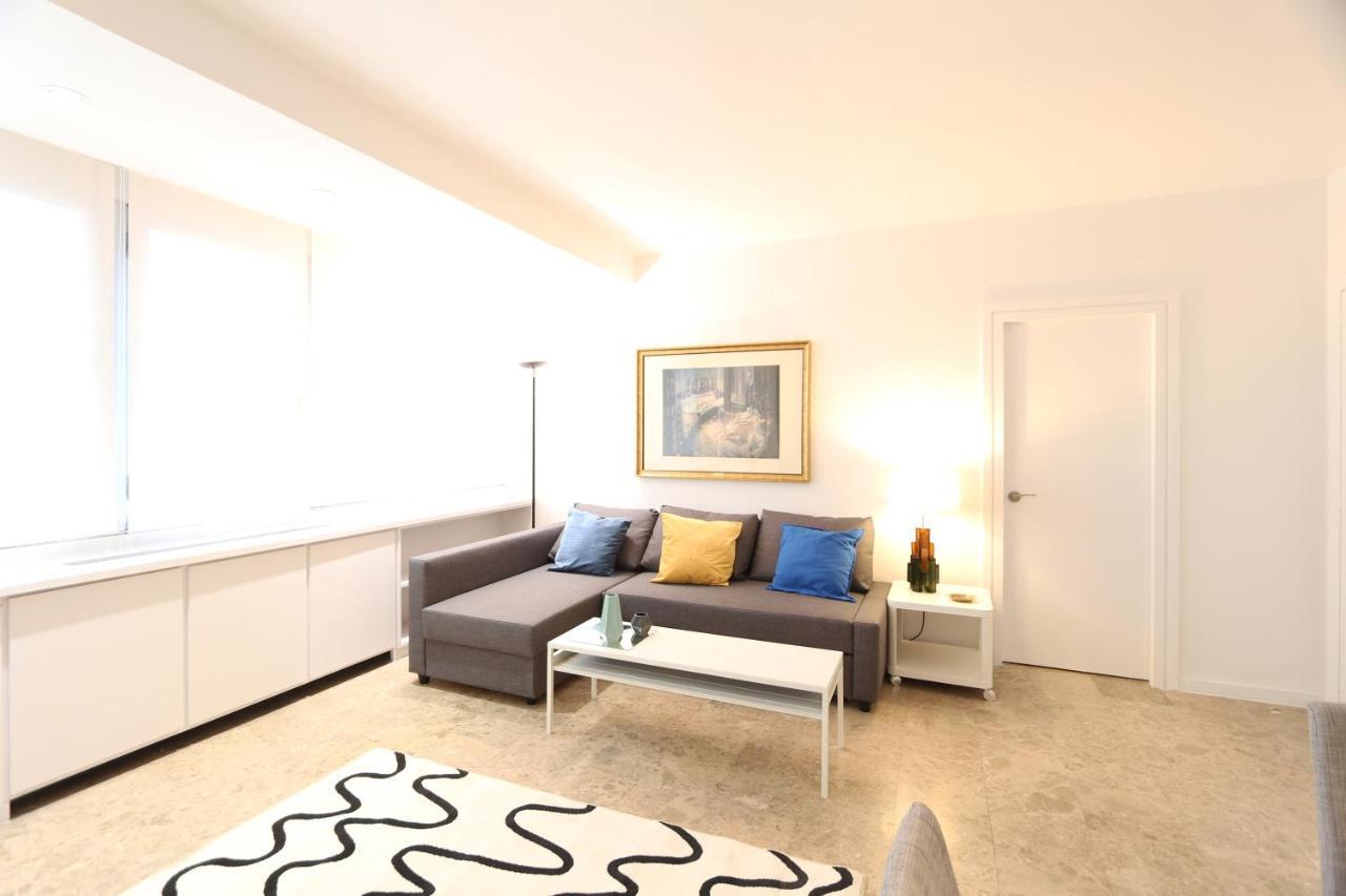 Urbantec Realty - Plaza De Colón Madrid